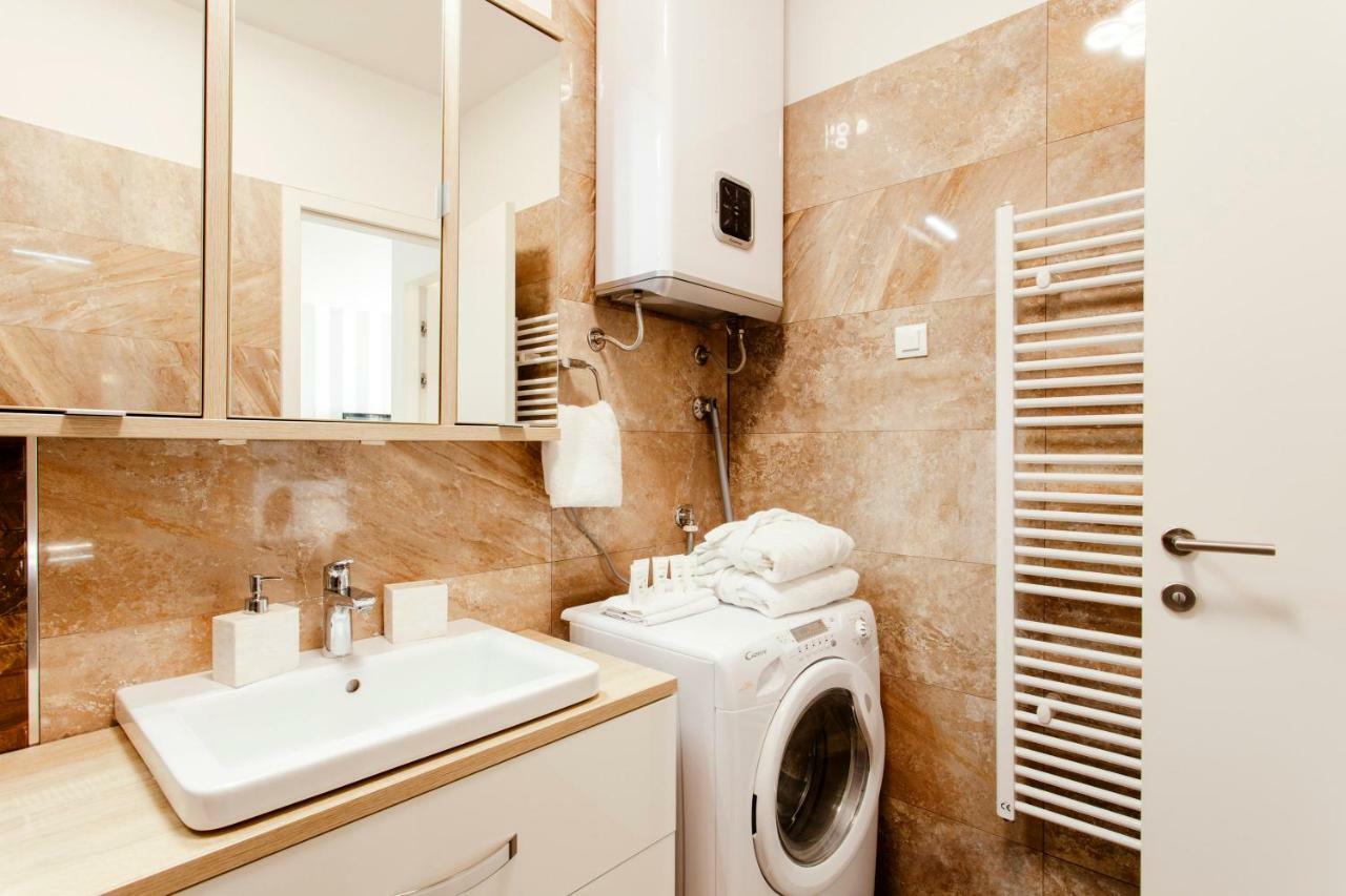 New Luxury Apartment Nives On Seaside Σπλιτ Εξωτερικό φωτογραφία
